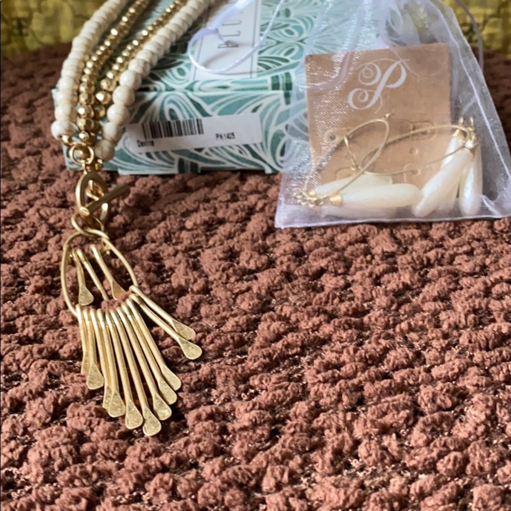 Plunder Jewelry Set